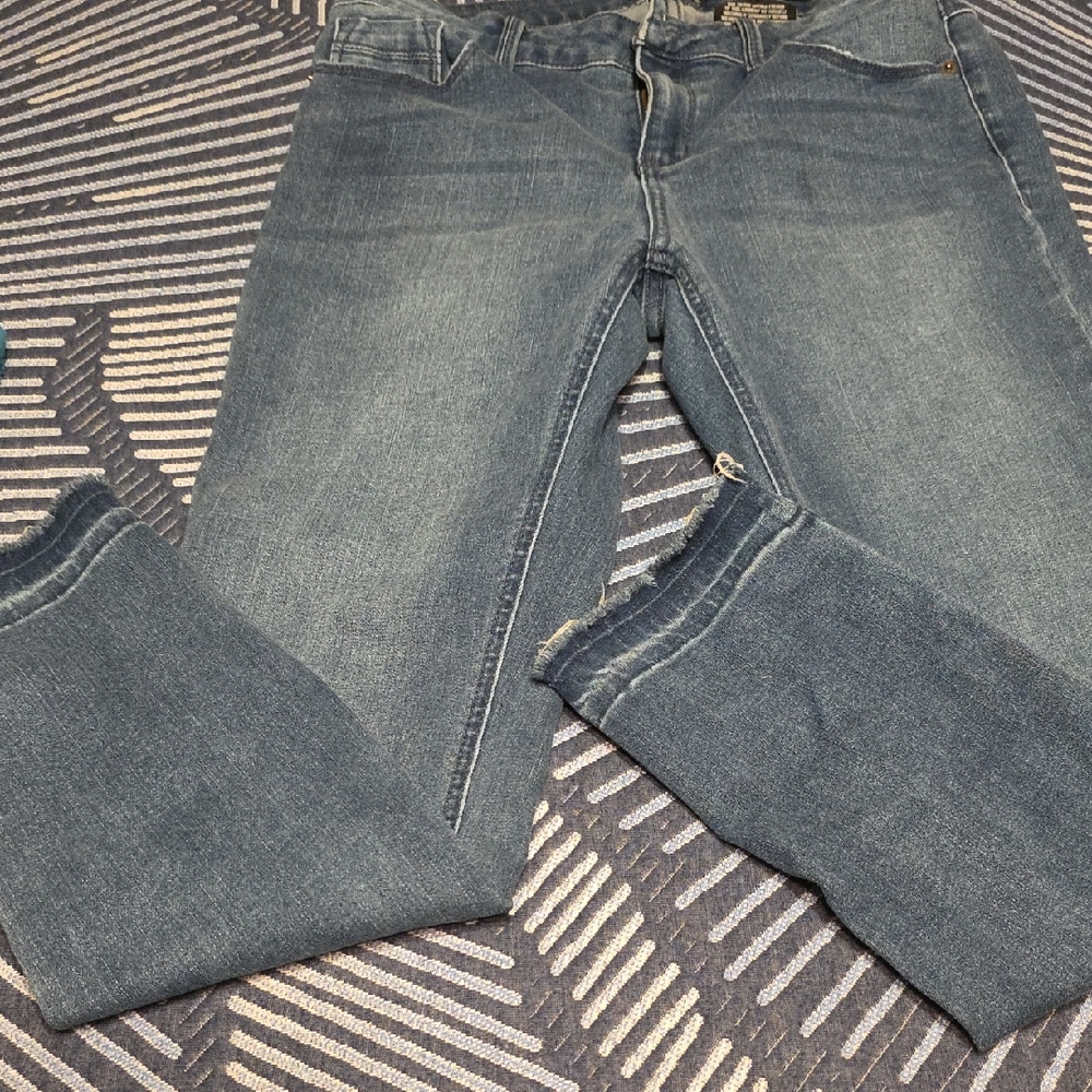 Kenneth Cole Jess Skinny Blue Jeans